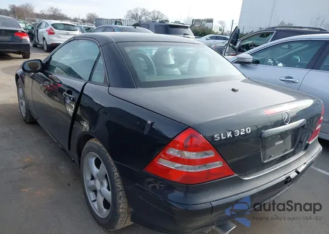 2003 Mercedes-Benz Slk 320 z USA, uszkodzony, nr VIN WDBKK65F93F280763
